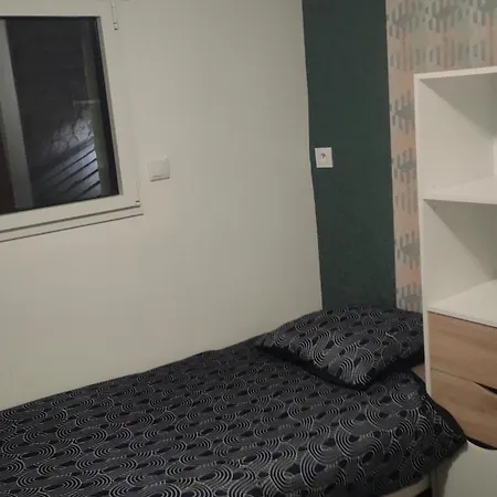 Semesterbostad House In