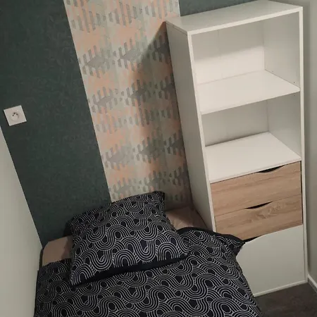 House In Semesterbostad Caen